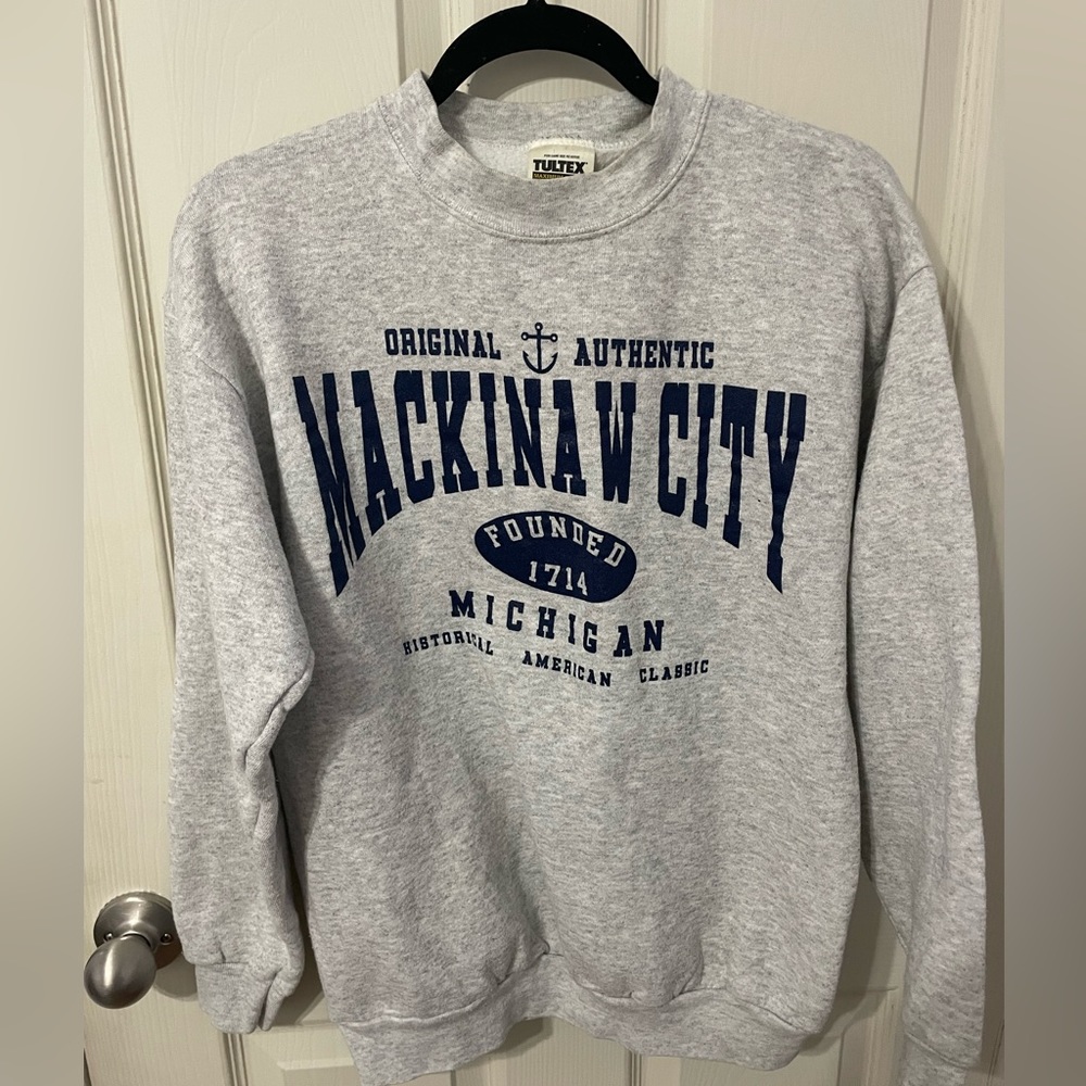 Vintage 90s Macinaw City Crewneck